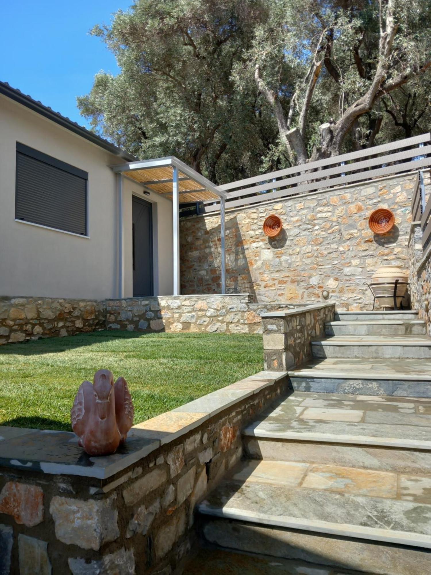 Stavros Luxury Apartment Skiathos Exterior photo